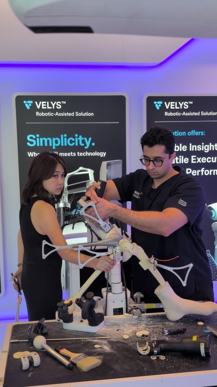 Dr. Godbole completing VELYS certification on a sawbone model